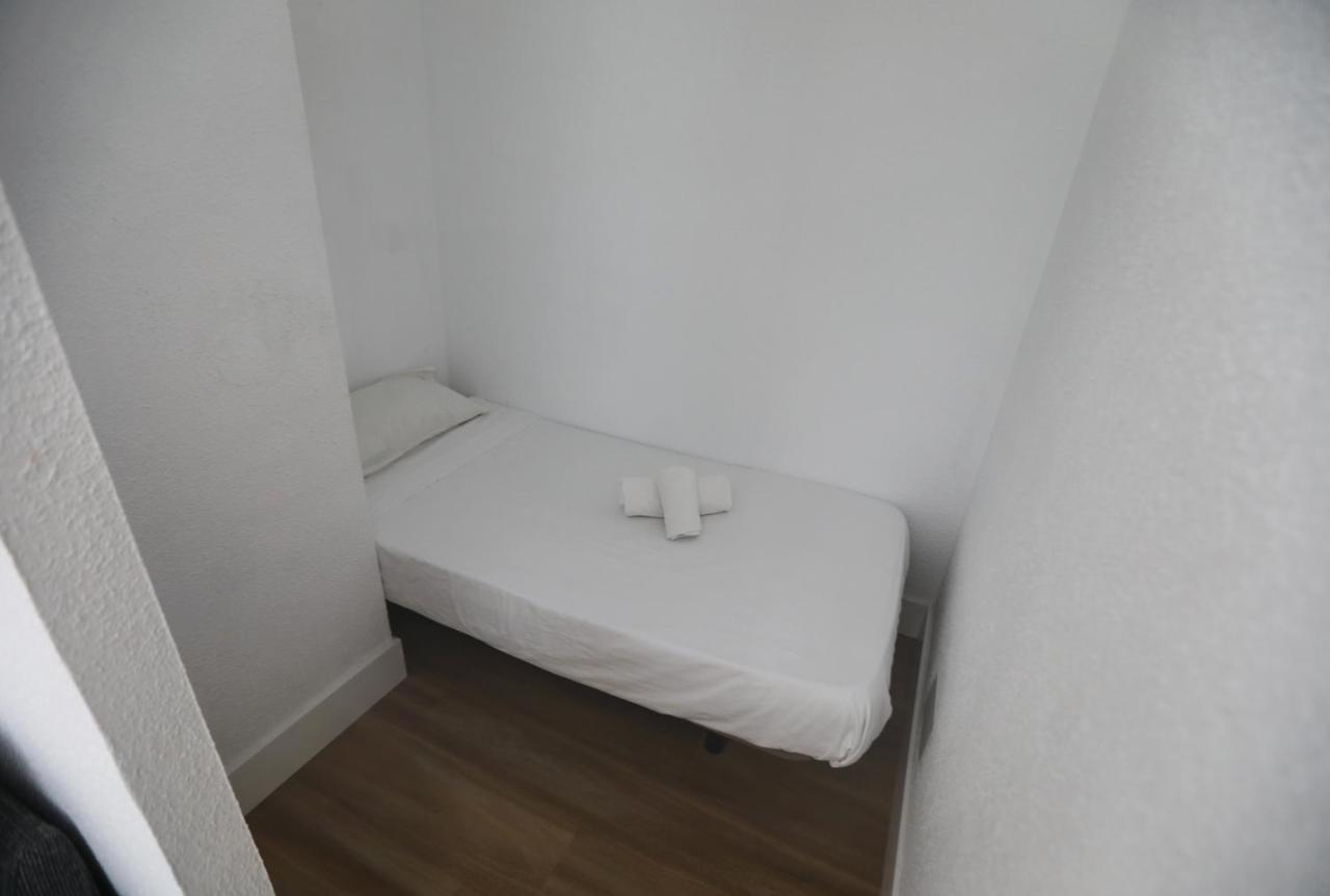 Apartamento Ballesta Apartment Madrid Exterior photo